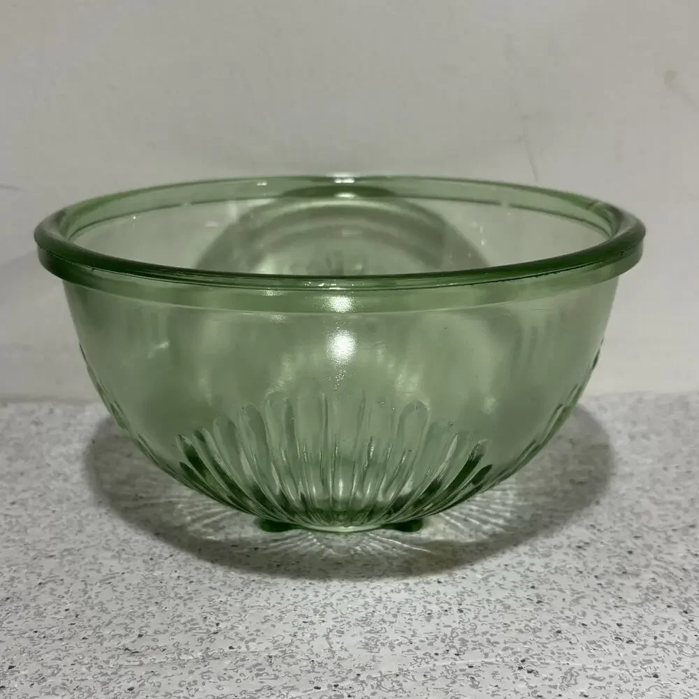 Vintage Green Depression Glass Mixing Bowl Rib Shell Pattern Farmhouse Kitchen